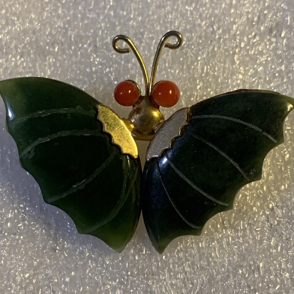 Vintage Green Butterfly Brooch Pin Gold Tone - Picture 4 of 5